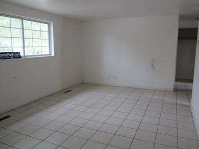 117 San Juan Rd, Carpentersville, IL 60110 - photo 2