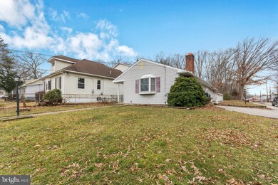 110 E Crestwood Ave, Somerdale, NJ 08083 - photo 2