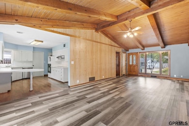 2006 Pleasantview Ln, Bellevue, NE 68005 - photo 7