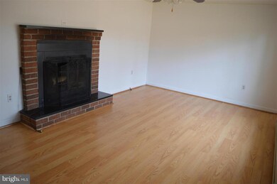 403 Monroe Dr, Colonial Beach, VA 22443 - photo 5