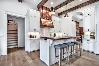 small_151 Botany Bayou _15