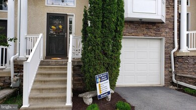 2004 Arey Ln unit 44, Whitehall, PA 18052 - photo 4