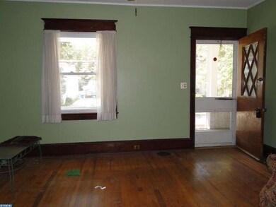 174 W Centre St, Woodbury, NJ 08096 - photo 7