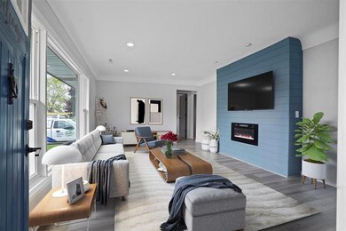 ML living room virtually staged