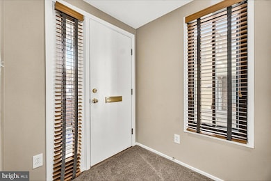 9673 Brassie Way, Montgomery Village, MD 20886 - photo 5