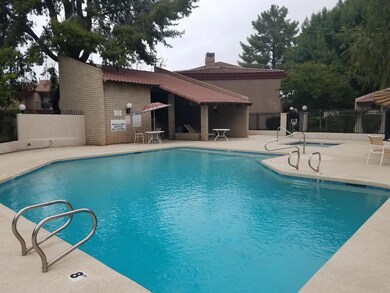 Glenrosa Pool