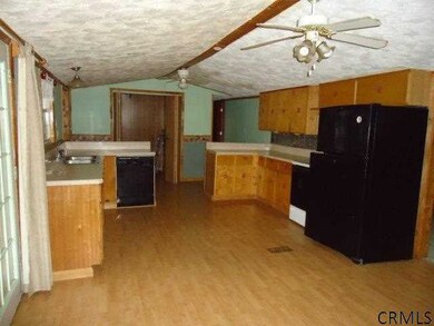 16 Bleeker St, Corinth, NY 12822 - photo 5