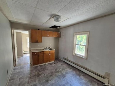 10 Hoffman St, Middletown, NY 10940 - photo 5