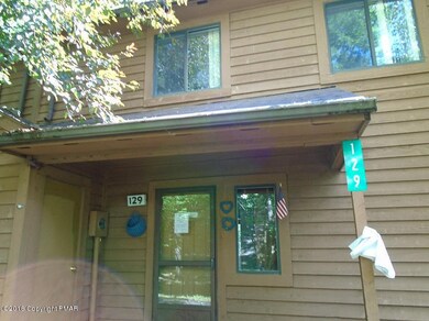 129 Meadow View Ct, Bushkill, PA 18324 - photo 2