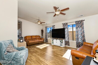 003_Living Room