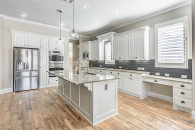 27714 Wimberly Falls Ln, Fulshear, TX 77441 - photo 3