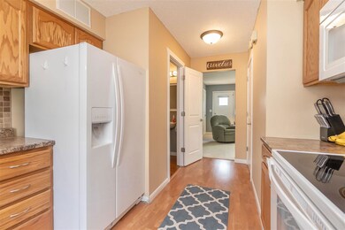 4168 Aspen Ct, Waterloo, IA 50701 - photo 6