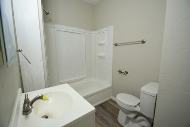 503 Henry St, Anderson, IN 46016 - photo 7