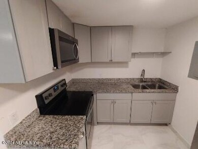 1530 Ryar Rd unit 3, Jacksonville, FL 32216 - photo 5