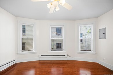 215 Woodlawn Terrace unit 1, Waterbury, CT 06710 - photo 6