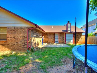 2128 NE 10th St, Moore, OK 73160 - photo 6