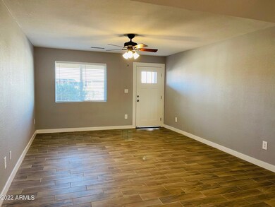 5407 W Palm Ln, Phoenix, AZ 85035 - photo 6