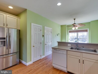 25599 Creek Run Terrace, Chantilly, VA 20152 - photo 7