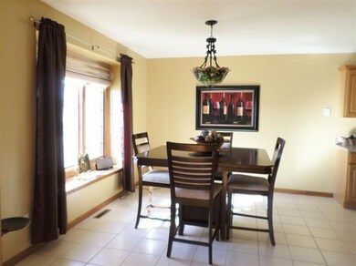 1365 Tanglewood Ct, Crown Point, IN 46307 - photo 5