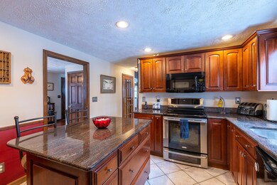 4 38 Springtree Ln (21 of 50)