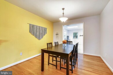 14528 Dowling Dr, Burtonsville, MD 20866 - photo 3