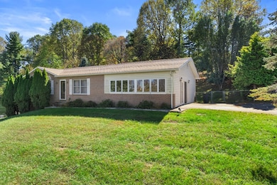 21 Cedar Point, Galax, VA 24333 - photo 4