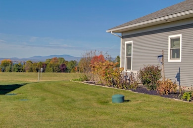 4 Westside Village, Grand Isle, VT 05458 - photo 7