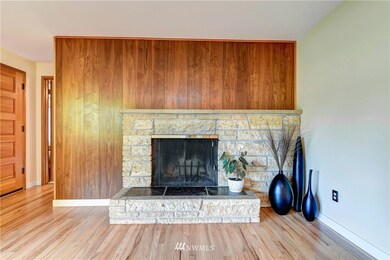 8125 186th St SW, Edmonds, WA 98026 - photo 4