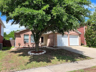 211 Grassy Creek Dr, Wylie, TX 75098 - photo 2