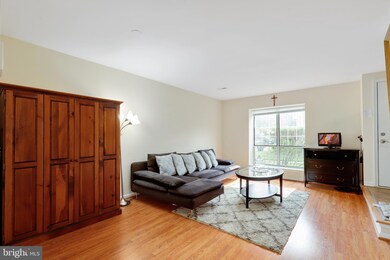 105 Saint Charles Square, Sterling, VA 20164 - photo 6