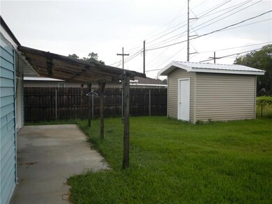 2776 Erin Dr, Marrero, LA 70072 - photo 2