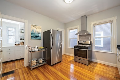 11 Wainwright St unit 1, Dorchester Center, MA 02124 - photo 2