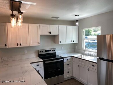 5401 Flint Dr. kitchen 2