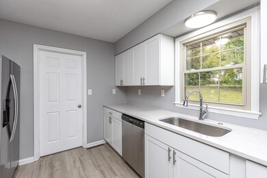 858 Springhill Ln, Frankfort, KY 40601 - photo 5