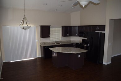 3938 W Hackamore Dr, Phoenix, AZ 85083 - photo 4