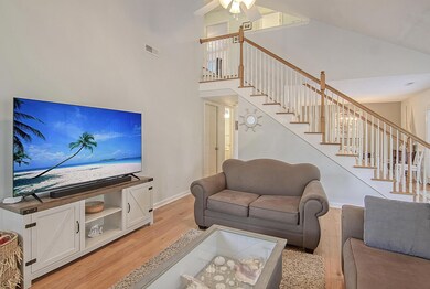 19 Maplecrest Dr