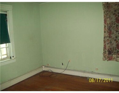 48 Ardoene St, Providence, RI 02907 - photo 4