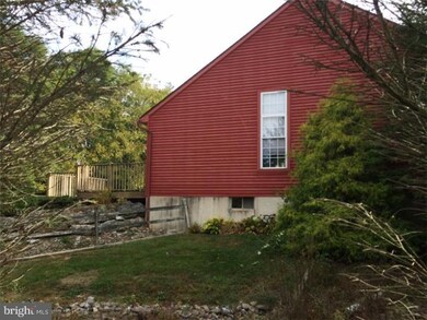 385 N 6th St, Womelsdorf, PA 19567 - photo 6