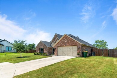 300 Landry Ave, Godley, TX 76044 - photo 3