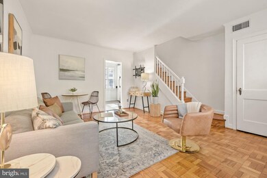 1501 S Edgewood St unit 569, Arlington, VA 22204 - photo 4