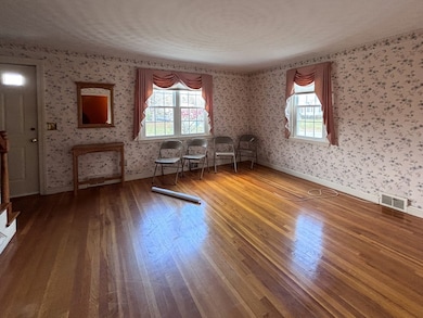 1 Hamilton Rd, Northborough, MA 01532 - photo 3