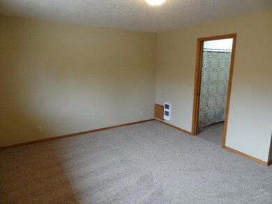 2858 NE Daggett Ln, Bend, OR 97701 - photo 7