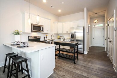 935 McAlway Rd unit 305, Charlotte, NC 28211 - photo 6