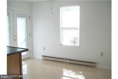 119 S Laurel Ave, Berkeley Springs, WV 25411 - photo 7