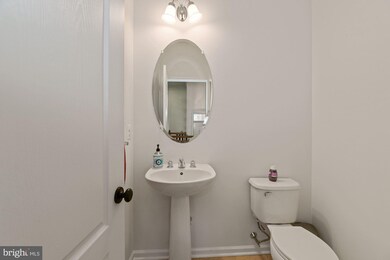 43241 Mitcham Square, Ashburn, VA 20148 - photo 5