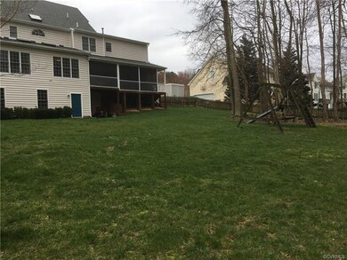 9478 Indianfield Dr, Mechanicsville, VA 23116 - photo 2