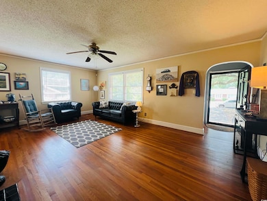 517 Singleton Ave, Kingstree, SC 29556 - photo 5