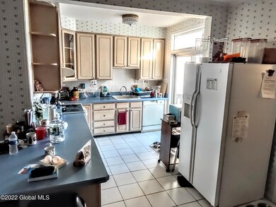 10 Garden St, Albany, NY 12209 - photo 6