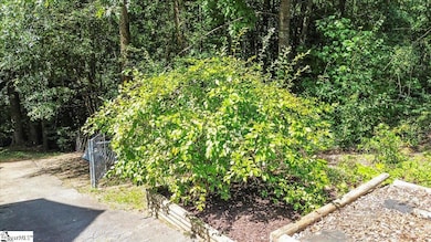 403 Park Cir W, Easley, SC 29642 - photo 7