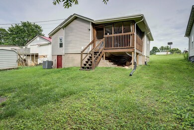 1903 E Myrtle Ave, Johnson City, TN 37601 - photo 5